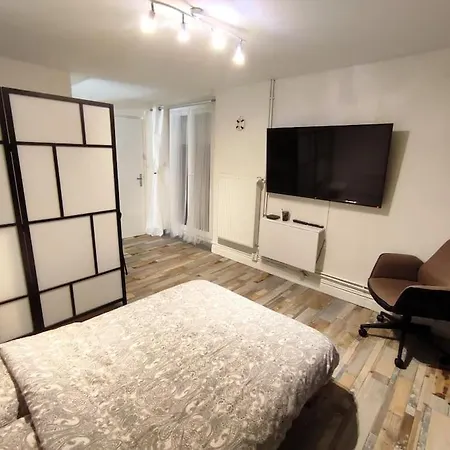 דירה Grand Avec Jardin Et Entree Privative A Noter Reservations De 3 Nuits Minimum